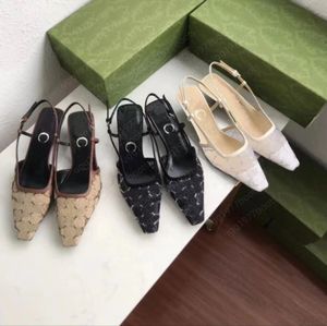 Sandales de créateurs Talons hauts Cuir Strass Lettre Filles Slingback Pompe Boucle Squaretoes Gaze Stiletto Slip sur Chaussures habillées Femmes Soirée Stiletto