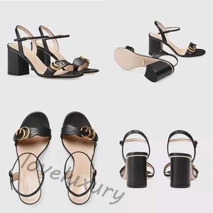 Designer Sandalen Hoge hakken Dames Sandalen Nieuwe dikke hakken 5 cm 7 cm 10 cm veelzijdige één knop Dames schoenen openen teen sandalen bronzen knop