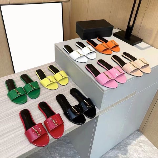 Sandalias de diseñador Tobogán de lujo zapatillas para mujeres Negro marrón verde tacones rojos plano patente damas mulas de mujeres