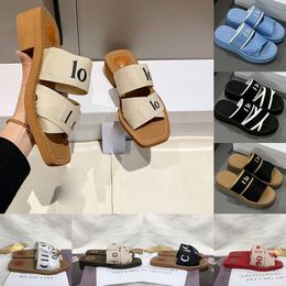 Sandales de créateur de luxe pour femmes sotts boisés mulets sandales plates en glissière mots de pantoufles en bois pantoufles roses de plage d'été talons toile chaussures toile