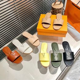 Sandales de créateurs sandles pour femmes curseurs designer sandels pantoufles glisses à tongs sandales plates en cuir sandale sandale sandale sandale plage sandale chaussures