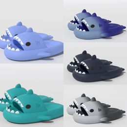 sandales de créateurs glissades de requin ganters sandales d'été pour hommes arc-en-ciel pantoufles plage hôtel intérieur sandales sportives 35-45