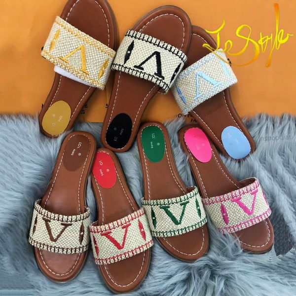 Sandalias de diseñador Diapositivas Revival Flat Mule Mujeres Zapatillas bordadas Marca de lujo 1854 Zapatos vintage Louiso Pares Verano Playa Vacaciones Comodidades Tamaño EUR 35-41