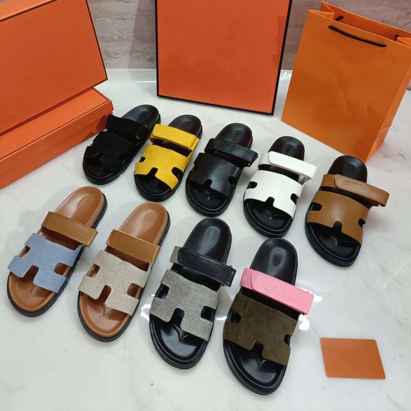 Sandales de créateurs Pantoufles Chypre Femmes Cuir de veau Toile bleue Fuchsia Orange Noir Jaune Pantoufles Appartements en daim Diapositives Summer Beach Femmes Sandal Chaussures