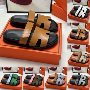 Sandalias de diseñador zapatillas Chipre de cuero para mujer lienzo azul fucsia naranja platos de gamuza negra toboganes de verano