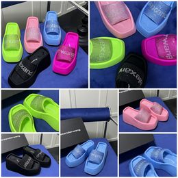 Designer Sandals Slippers Luxury Womens Velvet Material Matériau Rigon Velcro Roard Salle Gai Platform Tose 35-42 10cm Fashion Travel Blue Rose