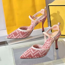 Sandales de créateurs pour femmes Stiletto Mode d'été Chaussures pour femmes Bout pointu Joli nœud Tendance Toile Chaussures de bureau Chaussures habillées Taille 35-42