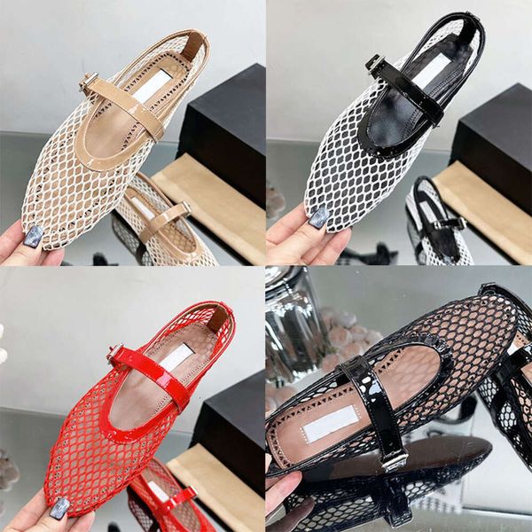 Sandalias de diseñador Mujeres Fishnet Ballet Flats Diapositivas Tela negra Punta puntiaguda Mocasines clásicos Hebilla Zapatos casuales de verano con caja 505