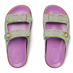 Designer sandalen vrouwen plat sildes zomer strand slippers heren casual schoenen mode paarse kristallen canvas paren luxe sandaal metalen comfortbanden peep teen silde