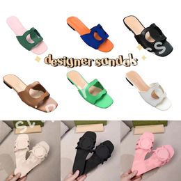 Designer Sandales Femmes Hollow Out Jelly Color System Slippers One Word Sandals Fashion Women New Square Head Slippers Flat Heel Beach Sandals Sandale