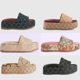 Mujeres Diapositivas Sandalias Diseñador Plataforma Diapositiva Zapatilla Parte inferior gruesa Señoras Chanclas Bordado Impreso Moda Verano Playa Zapatos casuales con caja 35-42 NO298A