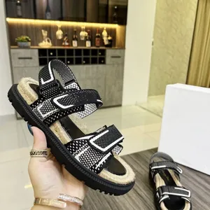 Designer Sandalen Dames Slippers Slippers Lederen Glijslipper Suède Luxe Slippers voor Heren Damesschoenen Platform Mode Glijbaan Zomer Platte Strandsandaal maat 36-41