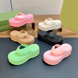 Sandales de créateurs femmes pantoufles de sandalen glissades sandale plate-forme curseurs chaussures de bas de bascule