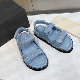 Sandalias de diseñador para mujeres Confortes de confort de la mujer zapatillas de sándalo azules azules beige lienzo lujoso damas de verano zapatillas de cama masa al aire libre plataforma para mujeres zapatos