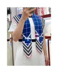 Designer sjaal 100%zijden sjaalhoofd sjaal voor vrouwen zomer luxueuze sjaal high -end klassieke letterpatroon ontwerper sjaaljaals geschenk mode luxe vrouwen sjaals