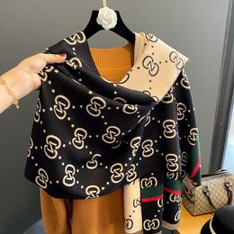 Designer sjaal 2024 nieuwe stijl sjaals met letters Koreaanse maat 65 * 185 cm verdikte faux kasjmier geruite sjaals wikkel warm voor winter zomer kamer met airconditioning sjaal