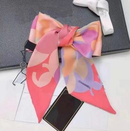 Bufanda de diseñador Fashion Dadand Bands Luxury Brands Letters Pink Women Silk Bages SCRAVES Top Grade Skinny Bands Bands 110*6cm