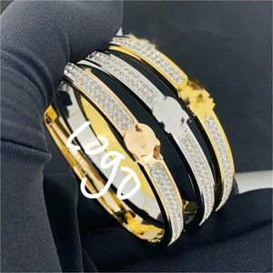 Bracelet à vis de créateur Bijoux de luxe de mode Bracelet à la mode Bracelet en acier titane plaqué or 18 carats pour femmes hommes Bracelets à ongles Bracelet de bijoux de créateur en argent