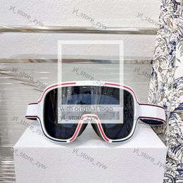 Sombras de diseñador gafas de esquí en blanco Gafas de sol de lujo para hombres Gafas Mujeres de una pieza gafas de montañismo snowboard gafas de sol UV400 EXTAGLASS 8EBC