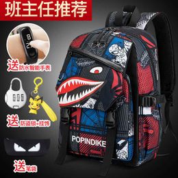 Diseñador Tiburón Mochila Gran capacidad Hombres Mochila Moda joven Patrón de dibujos animados Mochila Estudiante Mochila de viaje Bolsa portátil Bolsa para computadora portátil 230809