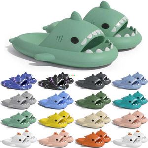 Gratis verzending Designer shark slides sandaal GAI slipper sliders voor mannen vrouwen sandalen slide pantoufle muilezels heren dames slippers trainers sandles color237