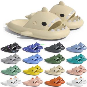 Gratis verzending Designer shark slides sandaal GAI slipper sliders voor mannen vrouwen sandalen slide pantoufle muilezels heren dames slippers trainers sandles color370