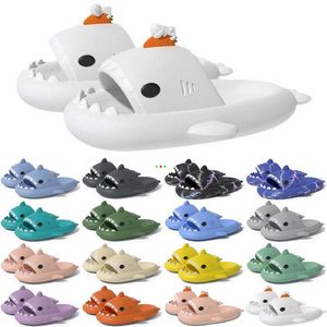 Gratis verzending designer shark slides sandaal GAI slipper sliders voor mannen vrouwen sandalen slide pantoufle muilezels heren dames slippers trainers sandles color145