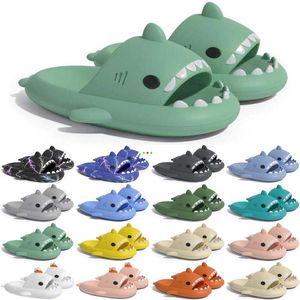 Gratis verzending Designer shark slides sandaal GAI slipper sliders voor mannen vrouwen sandalen slide pantoufle muilezels heren dames slippers trainers sandles color188