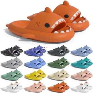 Livraison Gratuite Designer Shark Diapositives Sandale Pantoufles Sliders pour Hommes Femmes Sandales Slide Pantoufle Mules Hommes Pantoufles Formateurs Tongs Sandles Color71