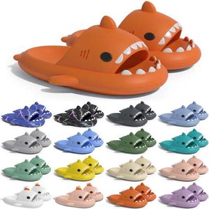Livraison Gratuite Designer Shark Diapositives Sandale Pantoufles Sliders pour Hommes Femmes Sandales Slide Pantoufle Mules Hommes Femmes Pantoufles Formateurs Tongs Sandles Color19