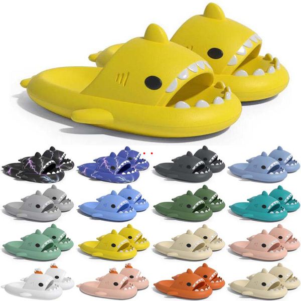 Livraison Gratuite Designer Shark Diapositives Sandale Pantoufles Sliders pour Hommes Femmes Sandales Slide Pantoufle Mules Hommes Pantoufles Formateurs Tongs Sandles Color44