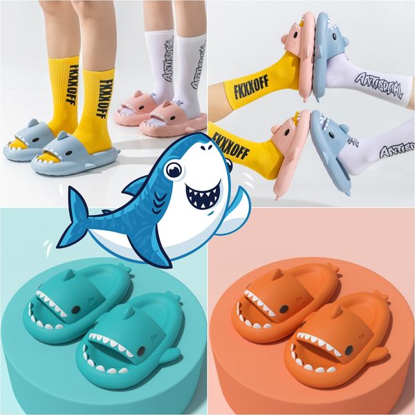 Designer Shark Pantoufles Sliders d'été Hommes Femmes Rainbow Slides Rose Bleu Gris Mémoire Sandales Doux Coussin épais Pantoufle Nuage Slide Intérieur Taille36-47