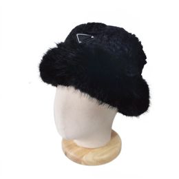 Chapeau seau Sherpa de styliste, classique, mode, luxe, chaud, casquette d'hiver, polyvalent, bassin en peluche, tendance, casquette triangulaire décontractée
