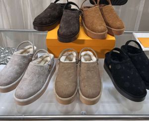 Chaussures de créateurs Aspen Plateforme sabille des pantoufles de luxe Femmes fourrures glissantes moelleuses en peluche confortable confort de confort de boules plate sandale d'hiver décontractée