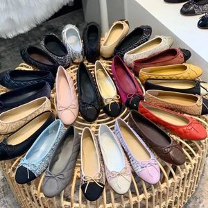 Designer schoenen Ballet Flats For Women Leather Bow Dress Shoes Mode Luxe Flat Boat Shoes Canvas Shoes Slip-on Loafers groot formaat 34-43 lederen zolen