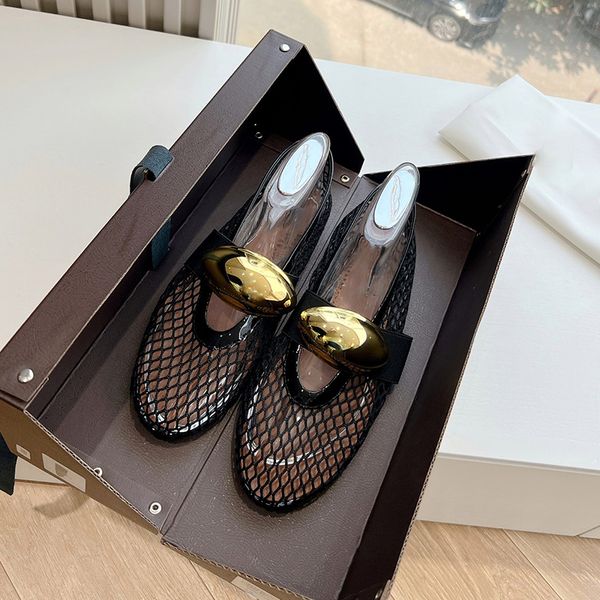 Chaussures de créateurs Ballet Chaussures plate creuse de concepteurs de luxe pour femmes chaussures d'usine en cuir avec boîte