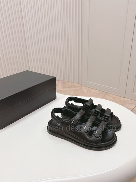Chaussures de créateurs Black Diamond à motifs de plage velcro sandales Femme Round Toe Open Sodal Sandals décontractés Sandales 2024 Été Nouveau Four ceinture