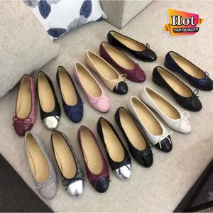 Chaussures de créateurs Chanelee Coussin en cuir Ballet à bout rond Appartements en cuir Fête de mariage Luxe velours Printemps Automne nœud en peau de mouton Lazy Dance Mocassins Chaussures décontractées pour femmes