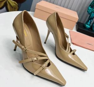designer schoenen designer hakken damesschoenen Bordeauxrode pumps Lakleer gespen Enkelbandje Sandaal Naaldhakschoenen Slingback luxe hakken damessandalen