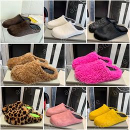 Chaussures de créateurs Fussbett Sabot Sandales Hommes Femmes Pantoufles de crin d'hiver Raphia Plage Mocassins Longs Poils de Veau En Cuir Shearling Jacquard Mules Diapositives