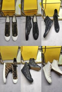 Chaussures de créateurs Locs de mode Casual Shoe Classics Femmes Espadrilles Toile plate et vraie casse-caps