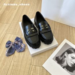 Chaussures de créateur Locs de chaussures habillées pour femmes