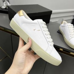 Designer schoenen Luxe Canvas Court Classic SL/06 casual Verontruste schoenen Geborduurd logo Handtekening Lage leren sneakers Vechtsportschoenen