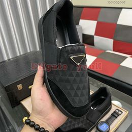 Designer schoenen luxe herenmode vrijetijdsschoenen Echt leer Trend splitsen laag hulp set voet sport casual mode alle match rond hoofd knap vies lui