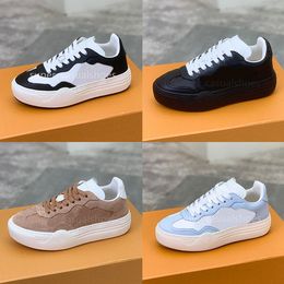 Designers Chaussures Groovy Platform Sneakers hommes Femmes en relief chaussures plates Classic Classickin Black and White Fashion Printing Trainers Taille 35-46