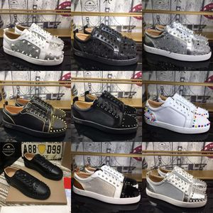 Zapatos de diseñador para hombres, moda europea y americana, puntas de lentejuelas plateadas brillantes, zapatos casuales, zapatos de tablero con cordones, zapatos de boca poco profunda, picos de sauce, zapatos de hombre.