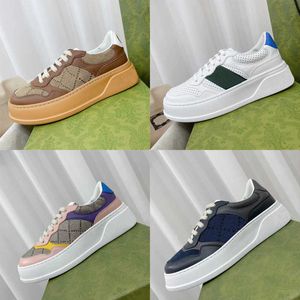 Designer Chaussures Hommes Femmes Baskets Avec Web Blanc Noir Monogramme En Cuir Plat Sneaker Rétro En Relief Baskets Vert Rouge Stripe Chunky Plate-Forme Toile Chaussure NO334