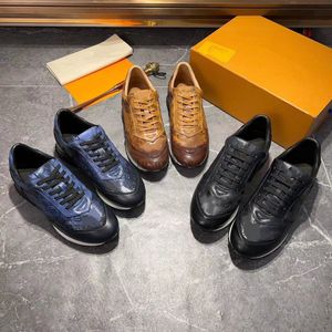 Chaussures de créateurs Hommes Run Away nouvelles baskets tendance de la mode célèbre marque en cuir véritable motif Damier garniture en cuir noir rétro léger Sneaker 1.25 04
