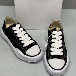 Chaussures de créateurs mmy Maison Miharayasuhiro Basse toile dissolvant des chaussures à lacets noirs blancs de baskets EU36-45 avec boîte 556