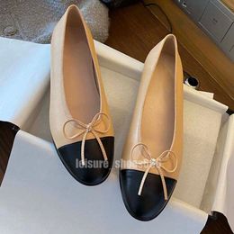 Дизайнерская обувь Paris Brand Балетки Туфли Женские весенние стеганые туфли из натуральной кожи без шнуровки Роскошные женские модельные туфли с круглым носком